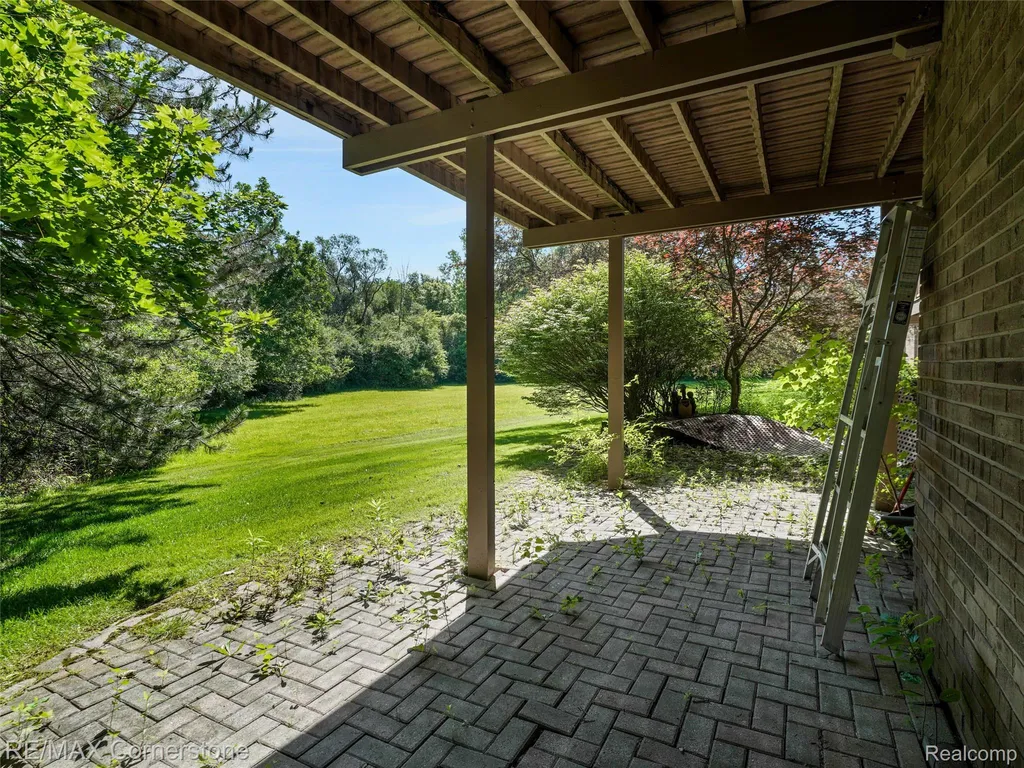 13780 Eaton Drive Plymouth Charter Township MI 48170