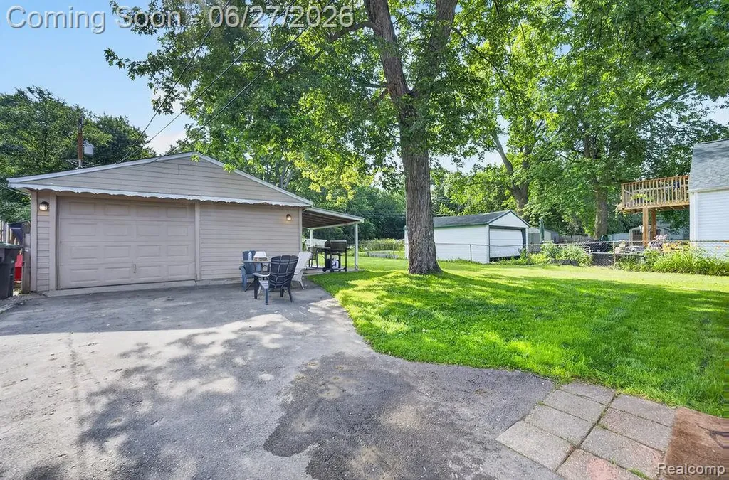 7715 Beech Daly Road Taylor City MI 48180