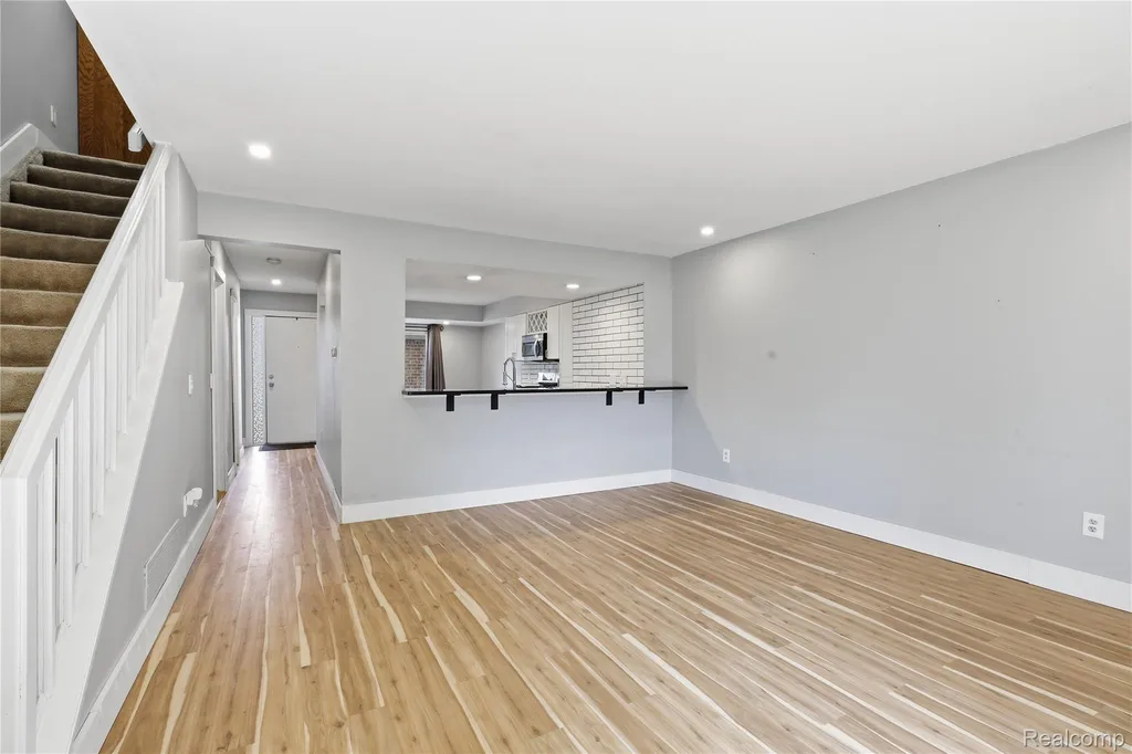 5736 Woodland View Independence Charter Township MI 48346