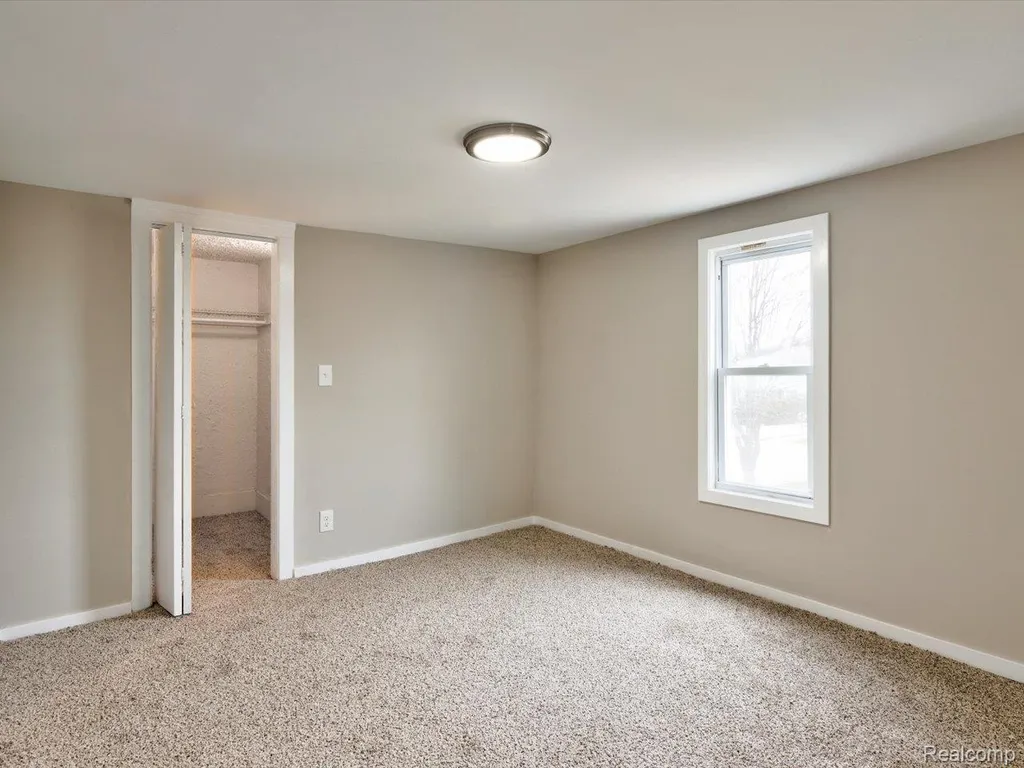 35930 Washington Street Richmond City MI 48062