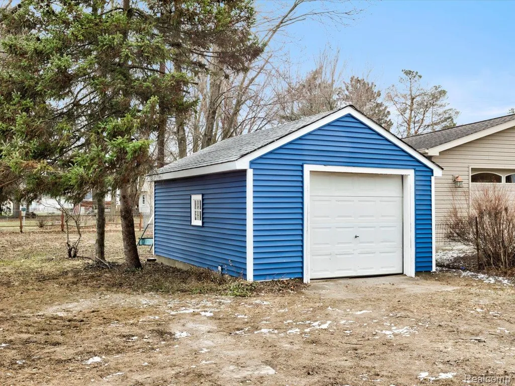 35930 Washington Street Richmond City MI 48062