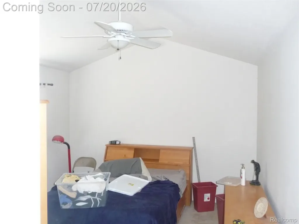 217 Stephanie Drive Westland City MI 48186