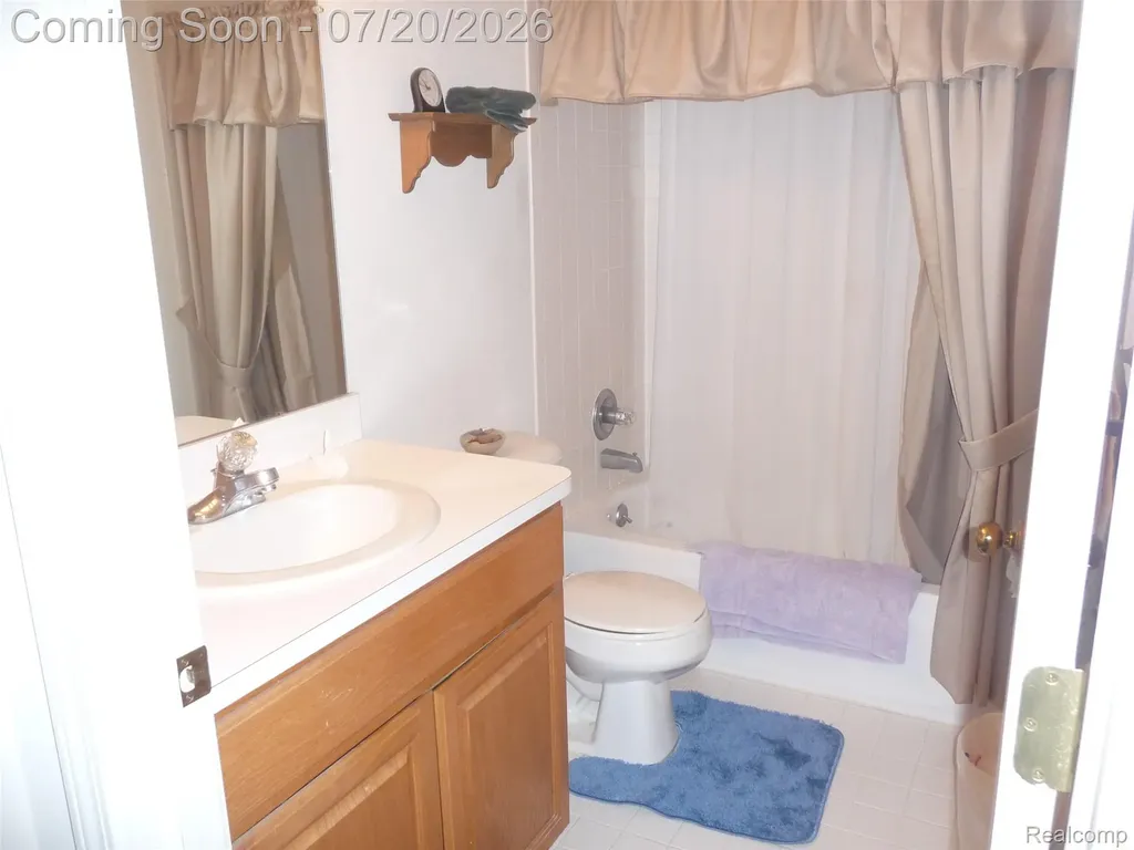 217 Stephanie Drive Westland City MI 48186