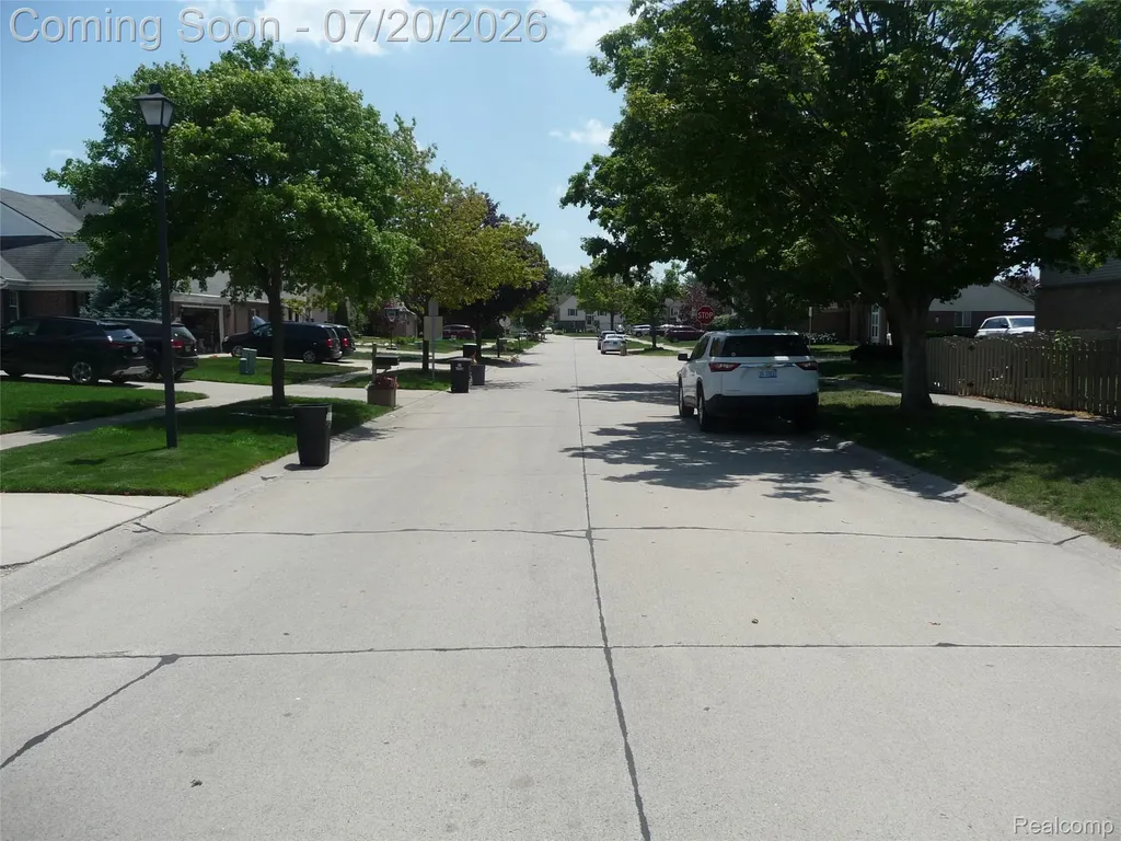 217 Stephanie Drive Westland City MI 48186