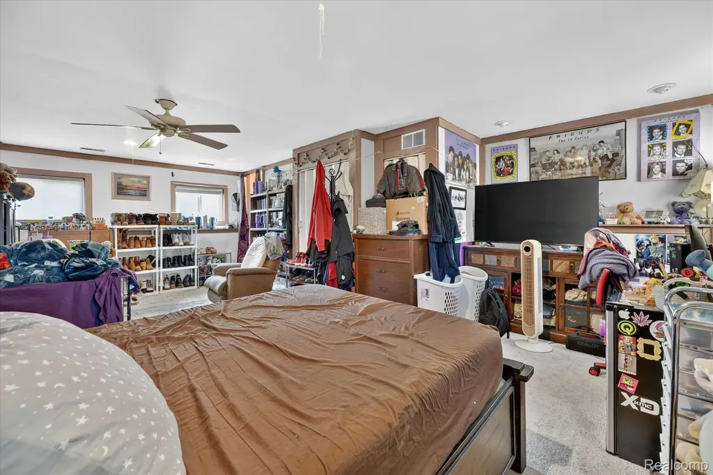 6260 Beth Green Oak Township MI 48116