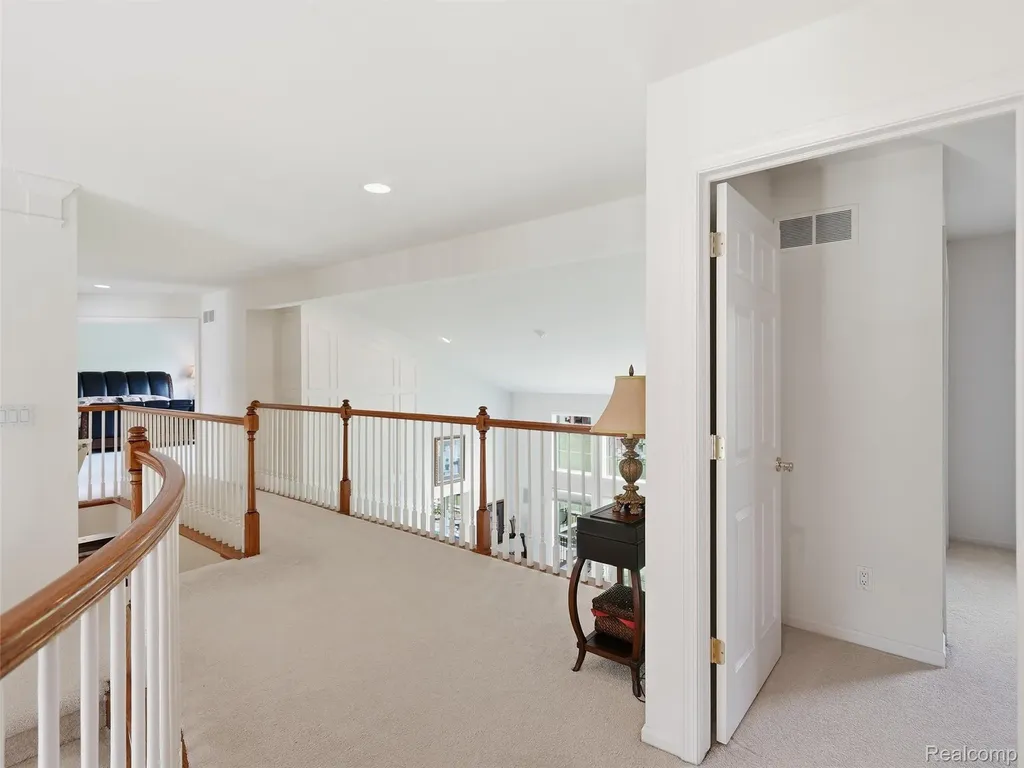 5631 Skye Court Oakland Charter Township MI 48306