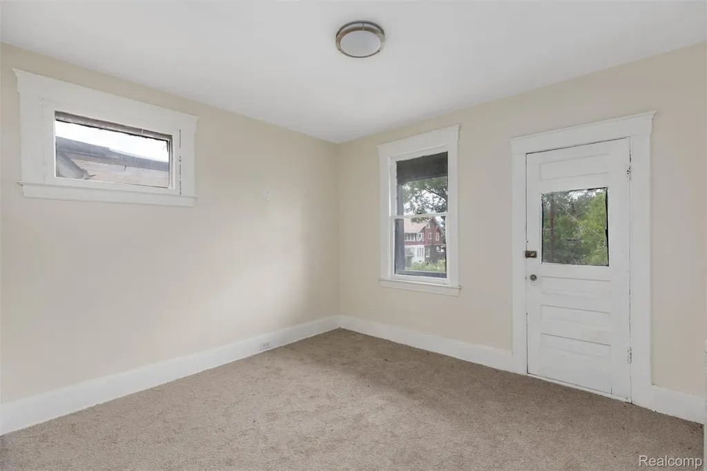 121 Colorado Street Highland Park City MI 48203