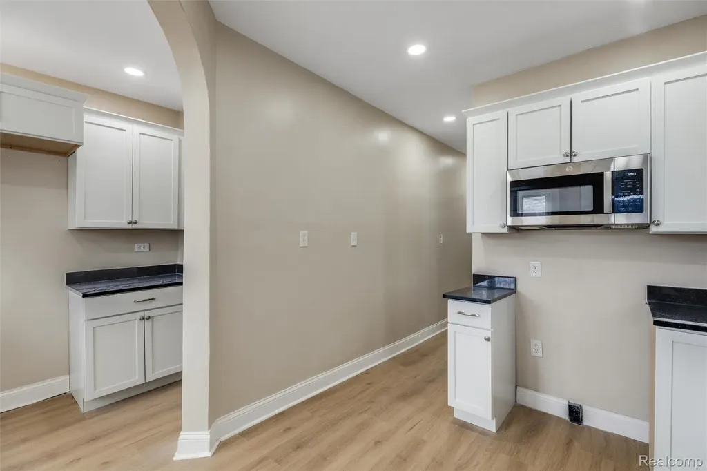121 Colorado Street Highland Park City MI 48203