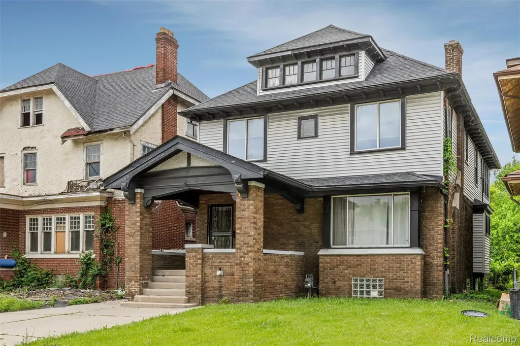 121 Colorado Street Highland Park City MI 48203