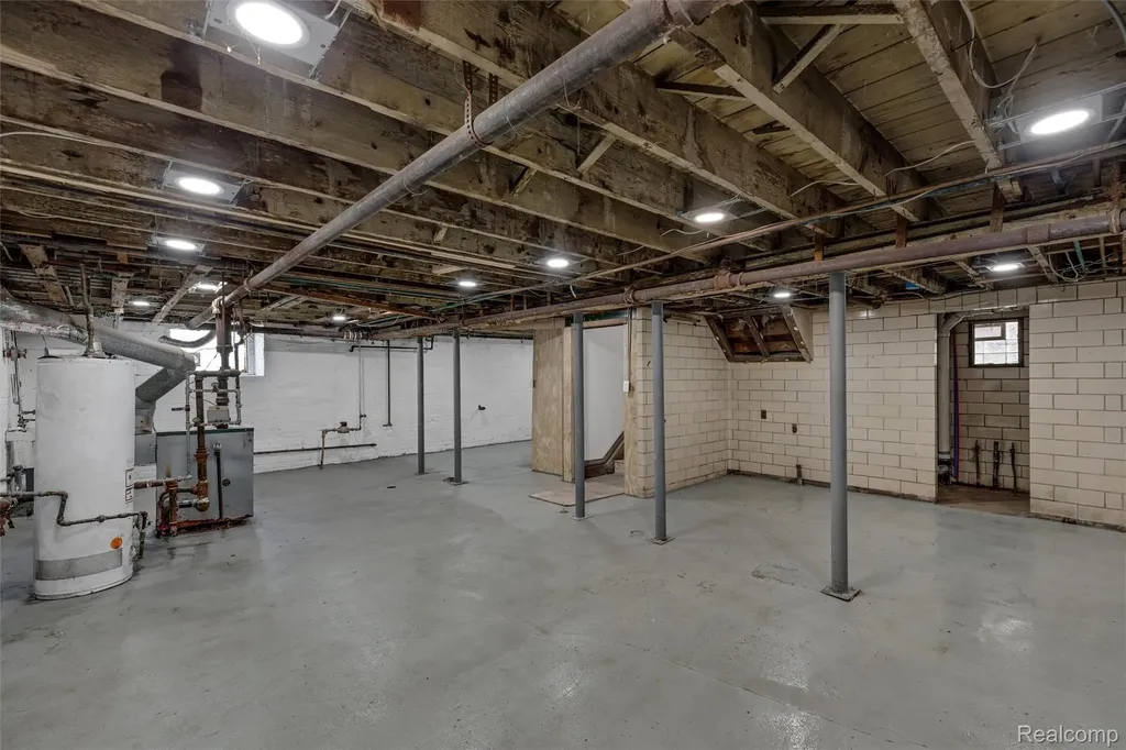 121 Colorado Street Highland Park City MI 48203