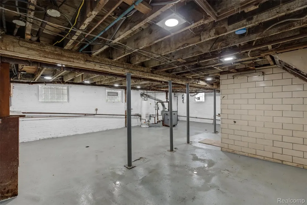 121 Colorado Street Highland Park City MI 48203