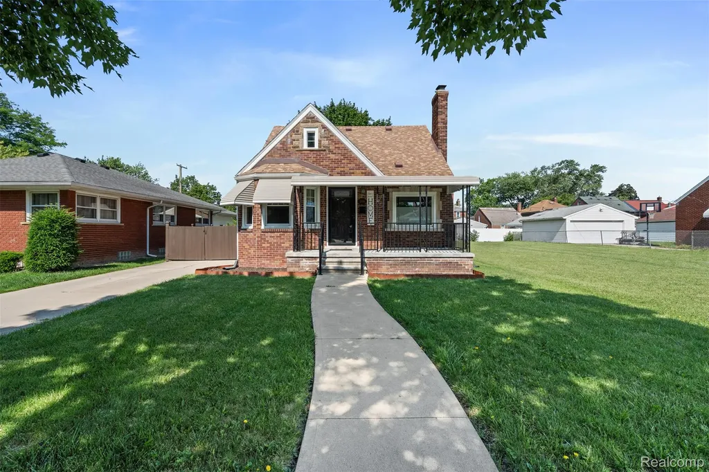 2100 21st Street Wyandotte City MI 48192