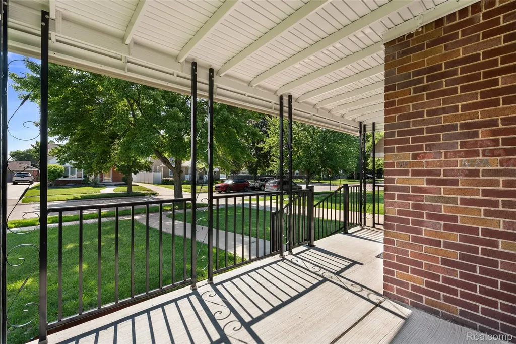 2100 21st Street Wyandotte City MI 48192