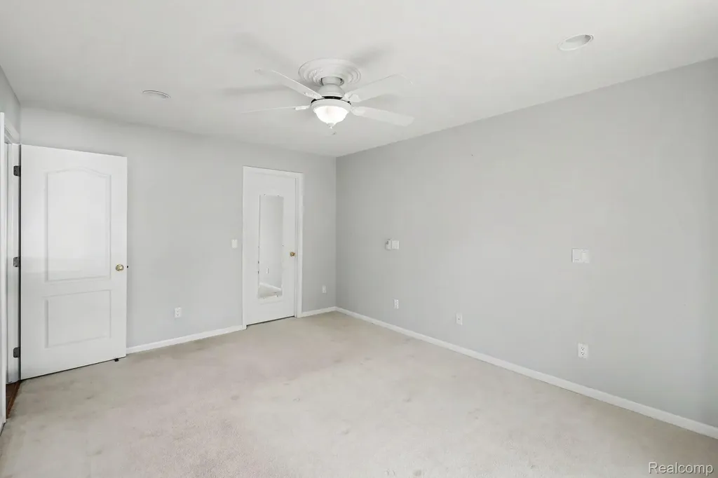 2460 Livernois Drive Oceola Township MI 48843