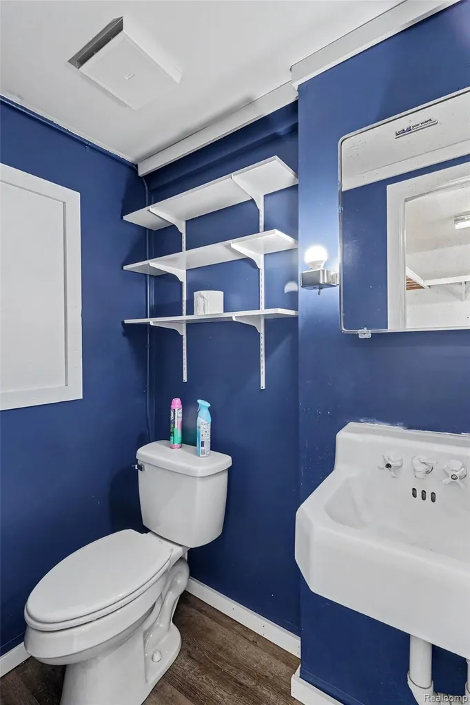 2460 Livernois Drive Oceola Township MI 48843