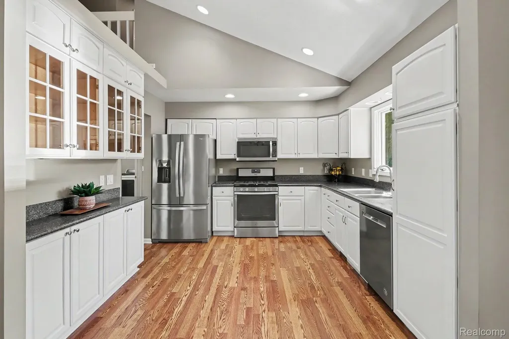 2460 Livernois Drive Oceola Township MI 48843