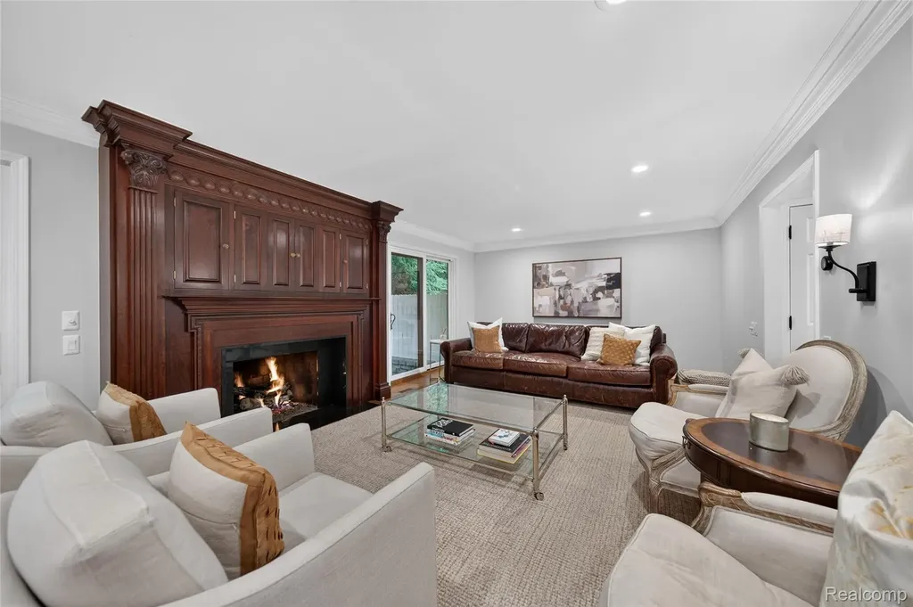 1262 Woodcrest Circle Bloomfield Hills City MI 48304