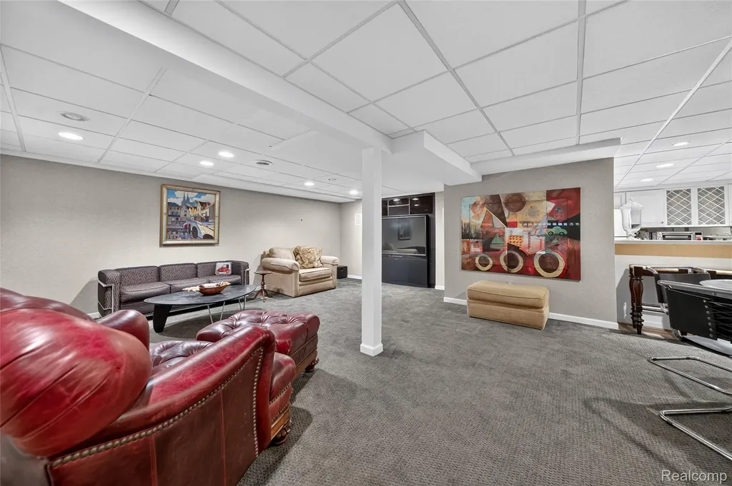 1262 Woodcrest Circle Bloomfield Hills City MI 48304