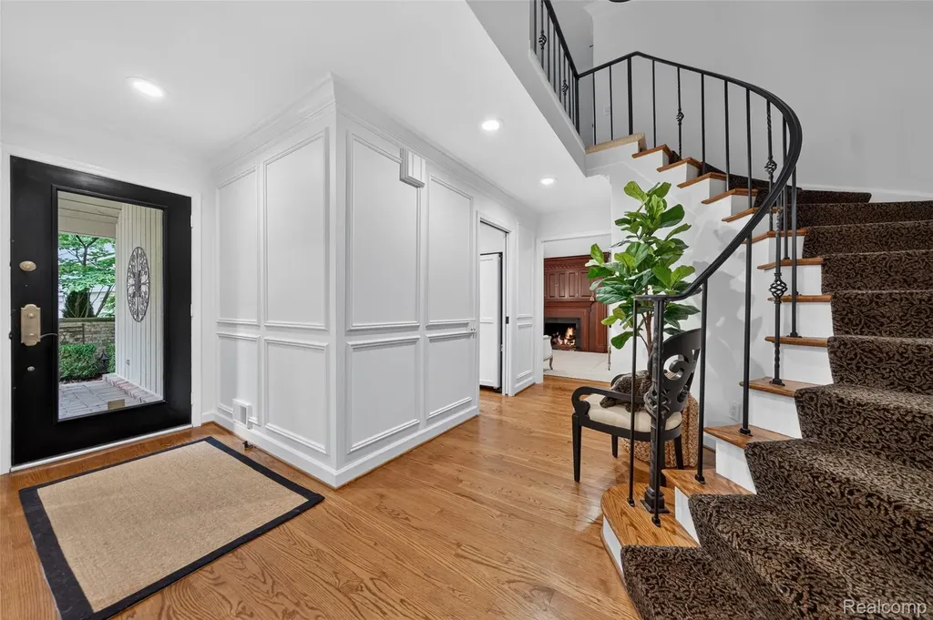 1262 Woodcrest Circle Bloomfield Hills City MI 48304