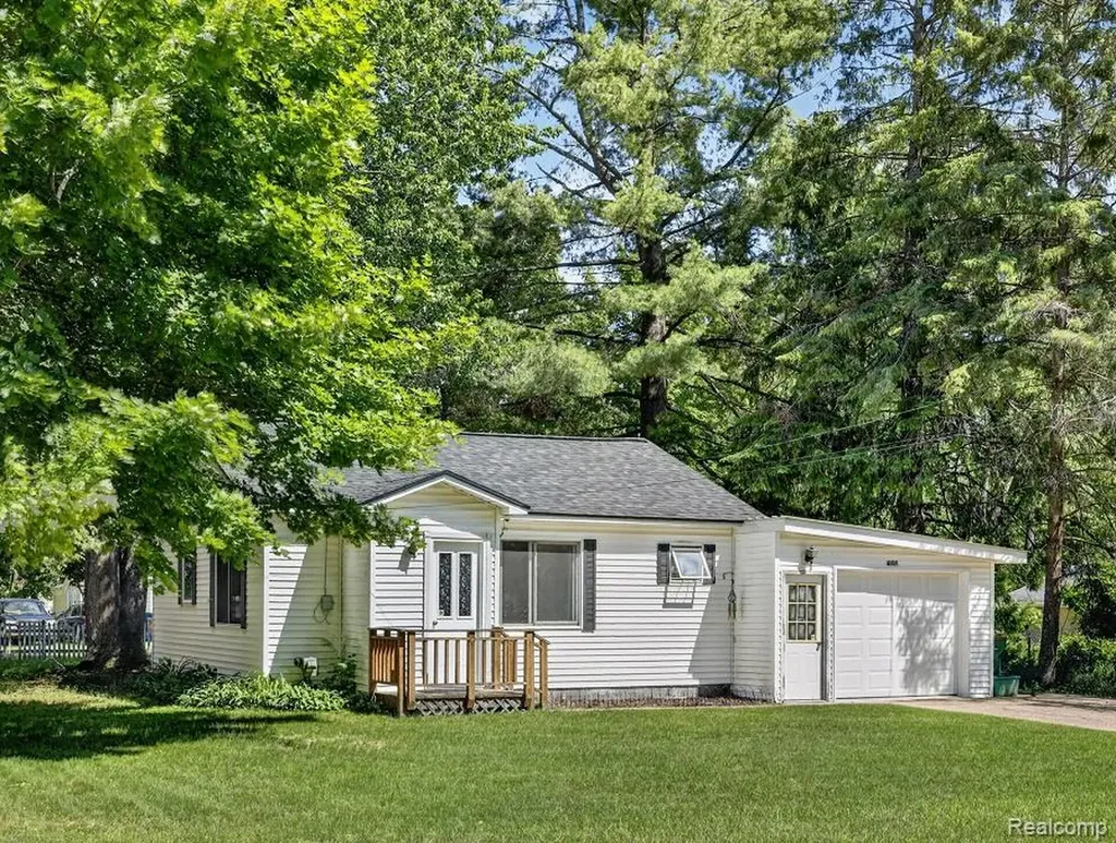 706 N Ionia Street Gladwin City MI 48624