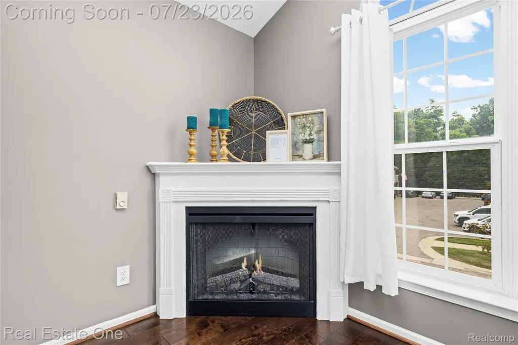 3570 Tremonte Circle S Oakland Charter Township MI 48306