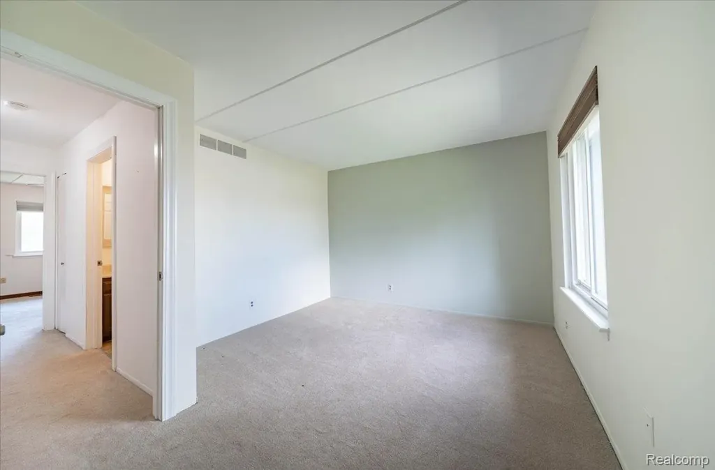 7310 Bluewater Drive Springfield Charter Township MI 48348