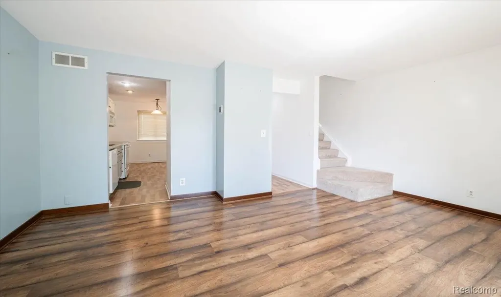7310 Bluewater Drive Springfield Charter Township MI 48348