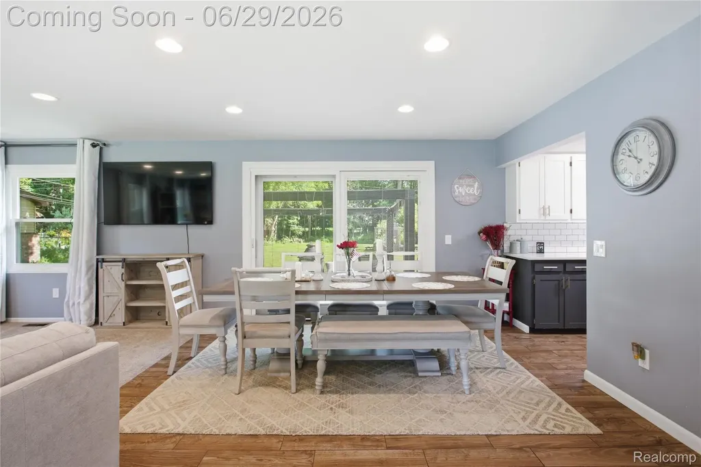 31620 Bobrich Street Livonia City MI 48152