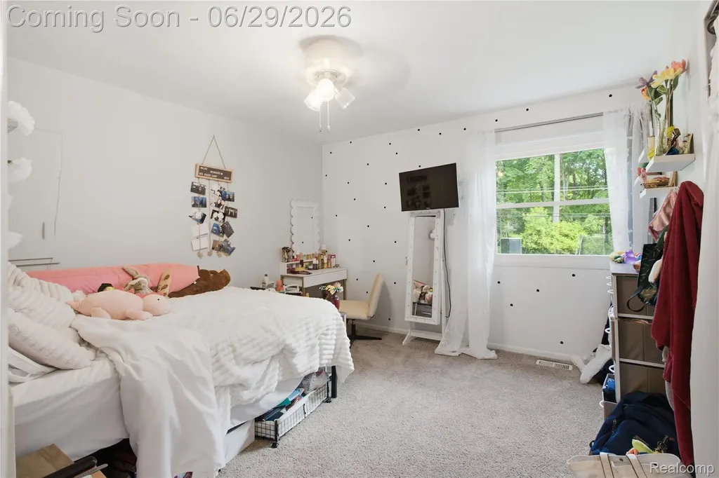 31620 Bobrich Street Livonia City MI 48152
