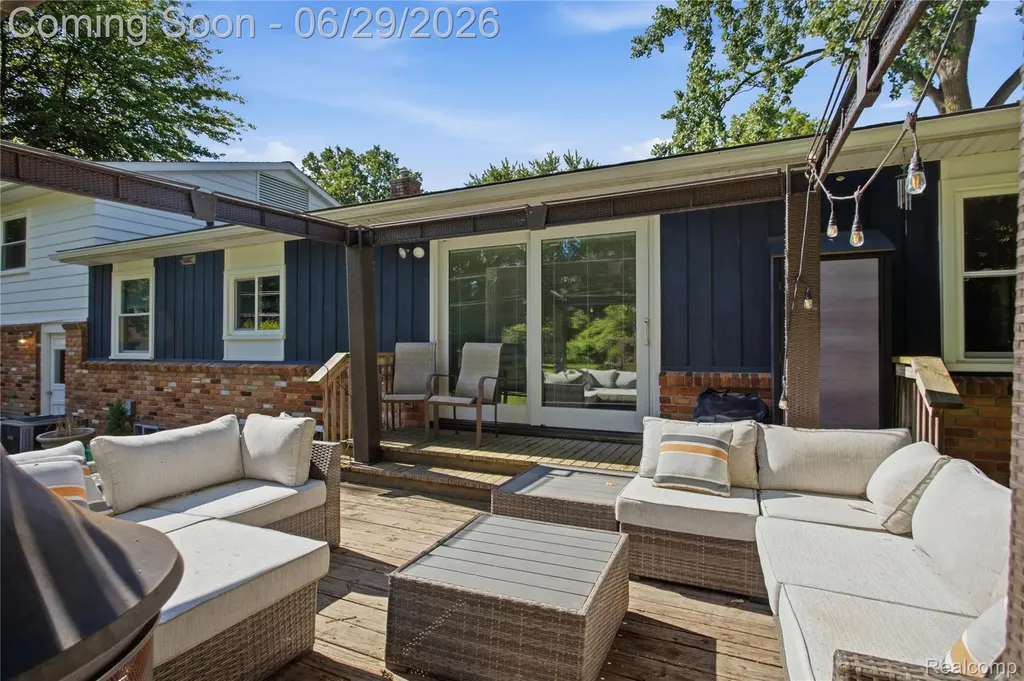 31620 Bobrich Street Livonia City MI 48152