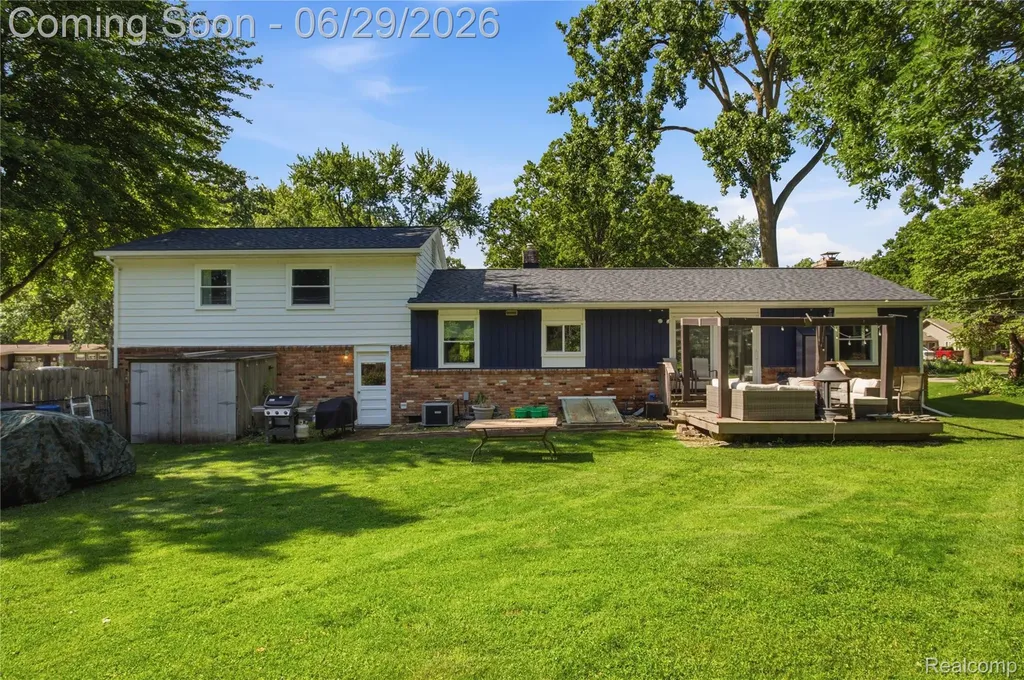 31620 Bobrich Street Livonia City MI 48152