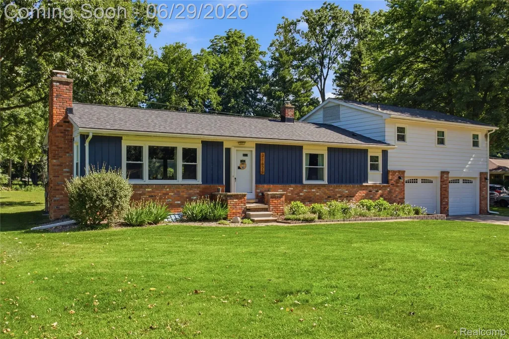 31620 Bobrich Street Livonia City MI 48152