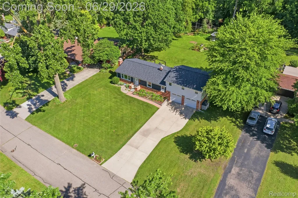 31620 Bobrich Street Livonia City MI 48152