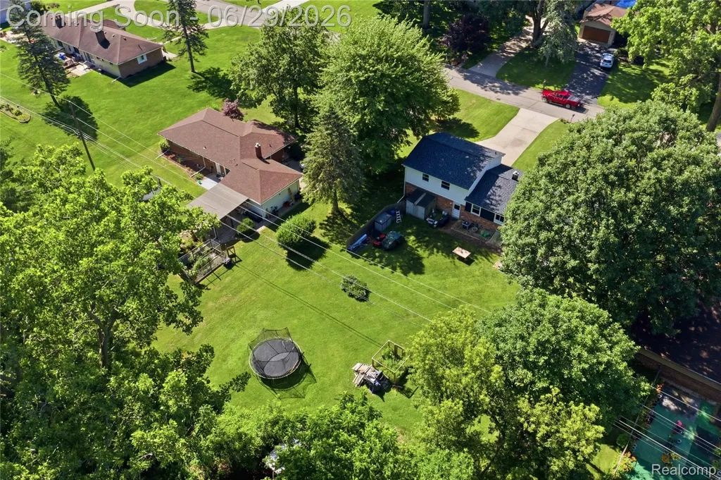 31620 Bobrich Street Livonia City MI 48152