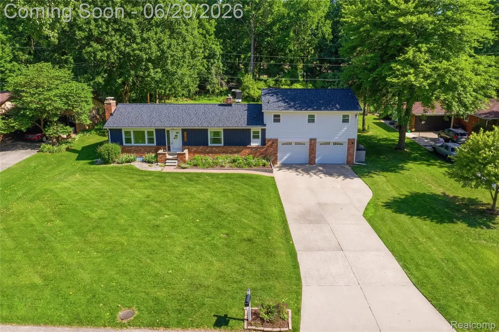 31620 Bobrich Street Livonia City MI 48152