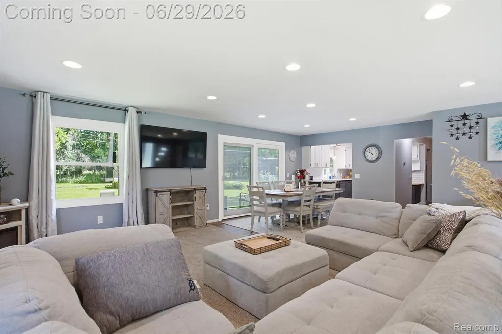 31620 Bobrich Street Livonia City MI 48152