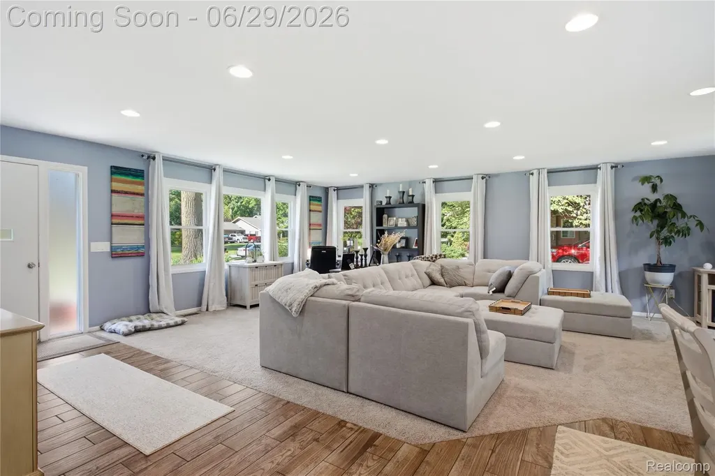 31620 Bobrich Street Livonia City MI 48152