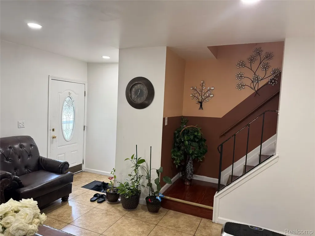 14804 El Dorado Terrace Warren City MI 48088