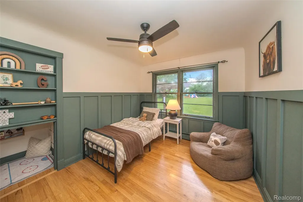 24567 Westmoreland Drive Farmington Hills City MI 48336