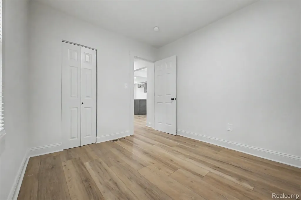3231 Mcdowell Street Ferndale City MI 48220