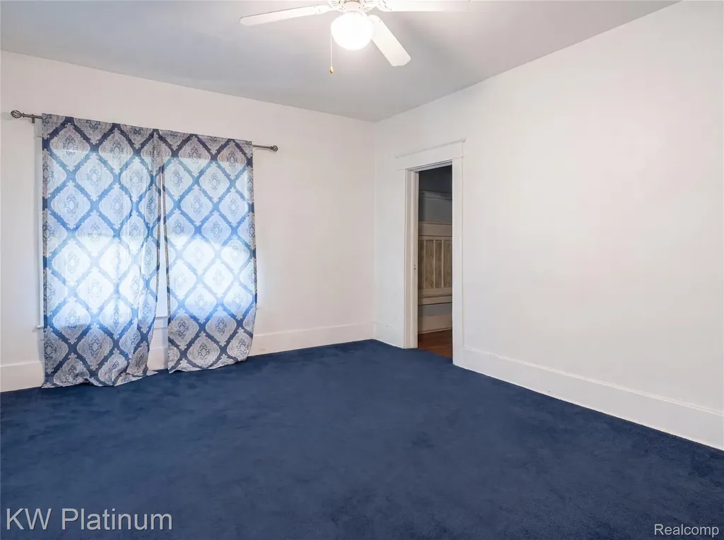 114 W Hamilton Avenue Flint City MI 48503