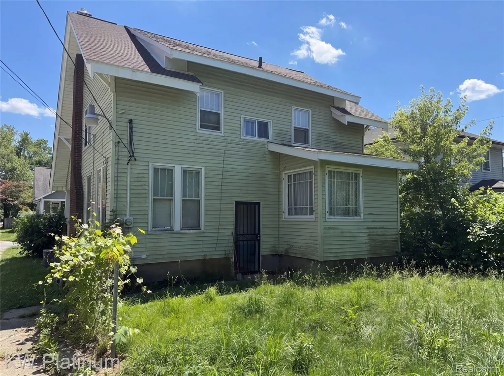 114 W Hamilton Avenue Flint City MI 48503