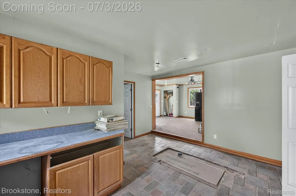 34637 Fairchild Street Westland City MI 48186