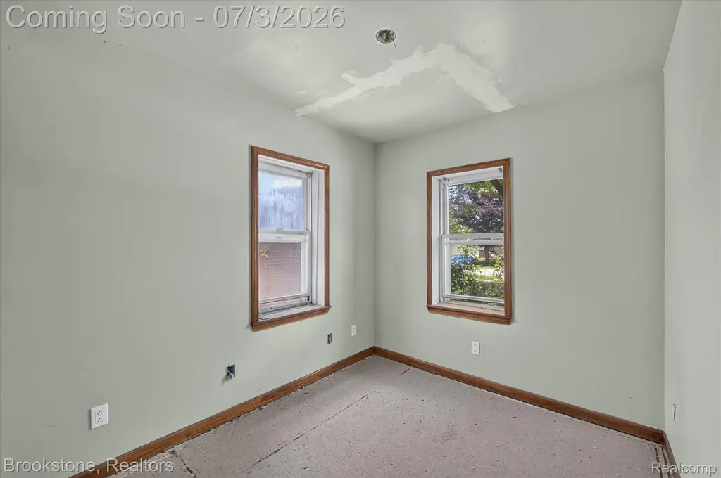 34637 Fairchild Street Westland City MI 48186