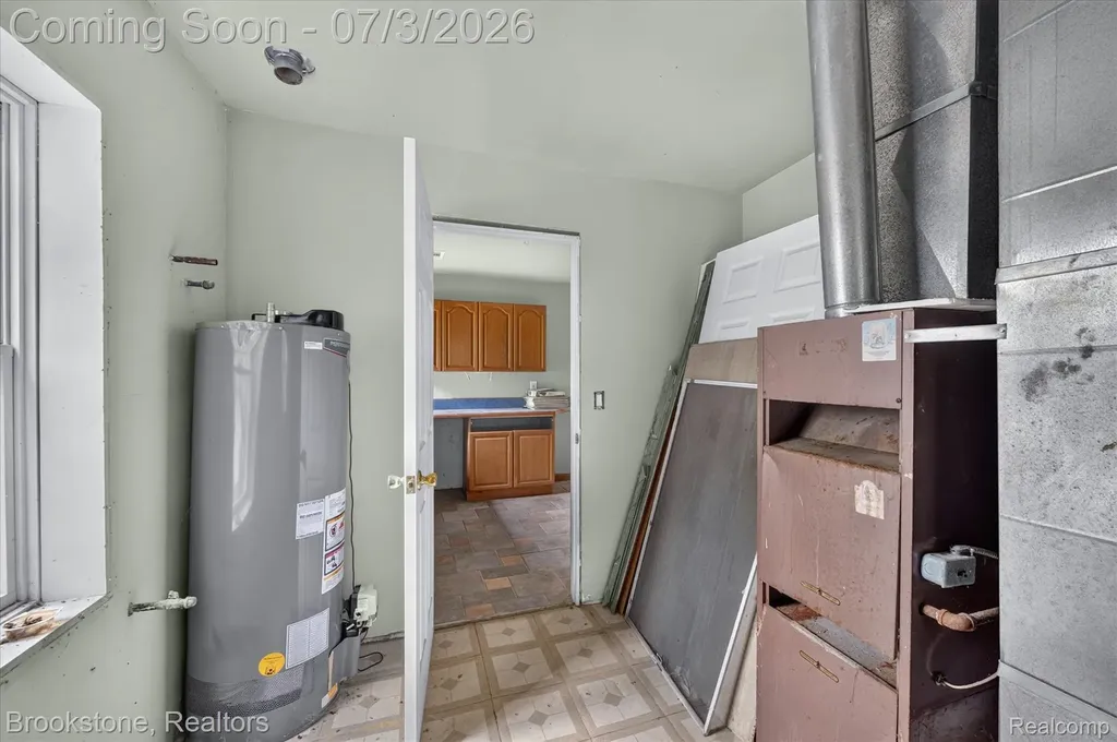 34637 Fairchild Street Westland City MI 48186