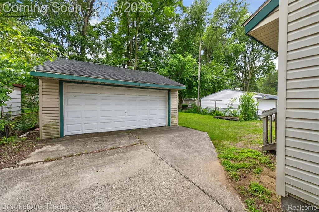 34637 Fairchild Street Westland City MI 48186