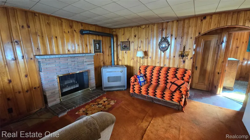 9743 Beverly Drive Hamburg Township MI 48143