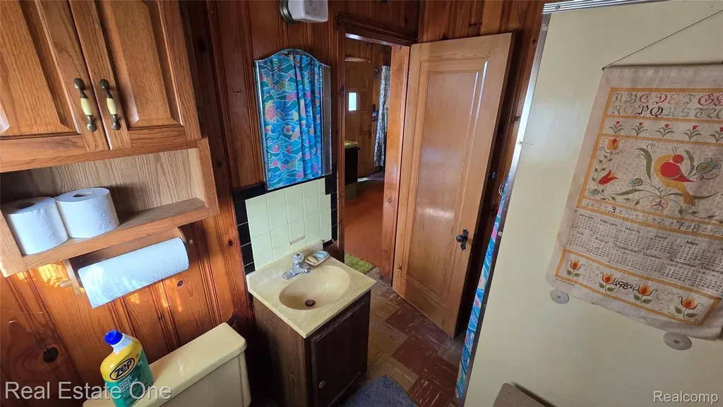 9743 Beverly Drive Hamburg Township MI 48143