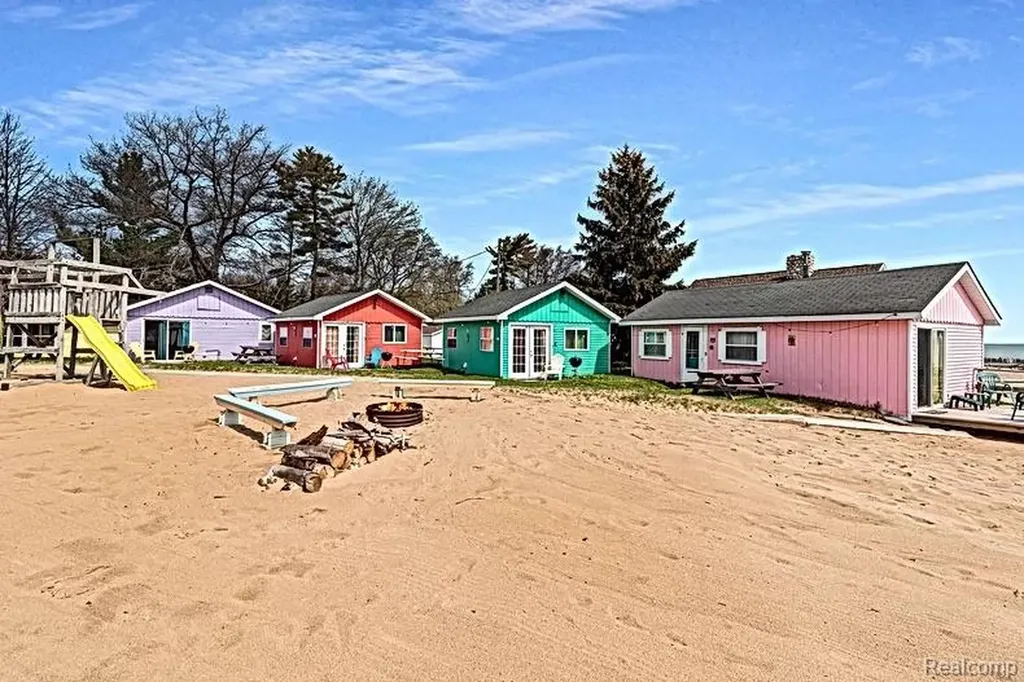 3358 N Us Highway 23 Au Sable Charter Township MI 48750