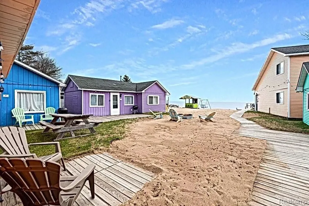 3358 N Us Highway 23 Au Sable Charter Township MI 48750